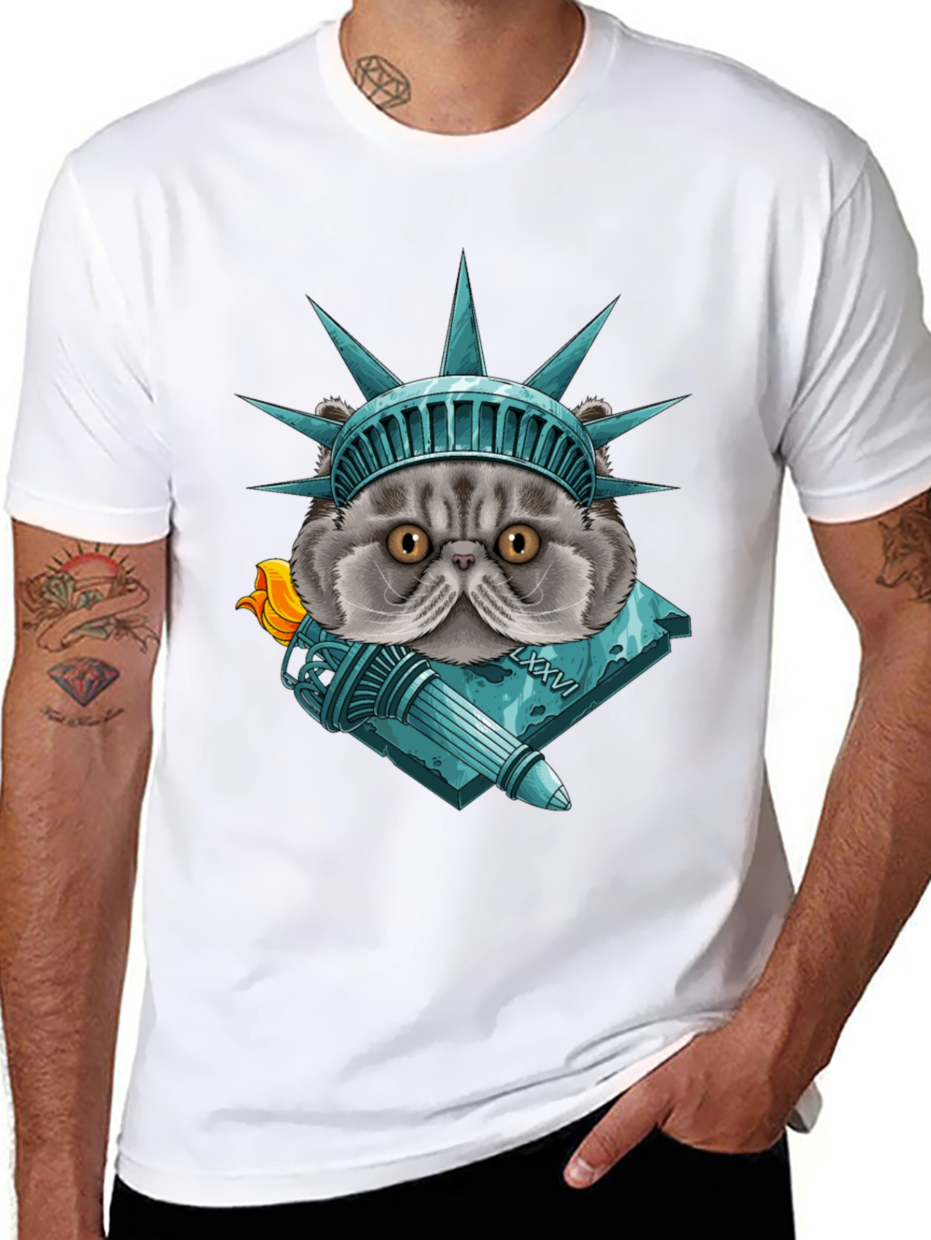 Statue of Liberty Cat Graphic T-Shirt