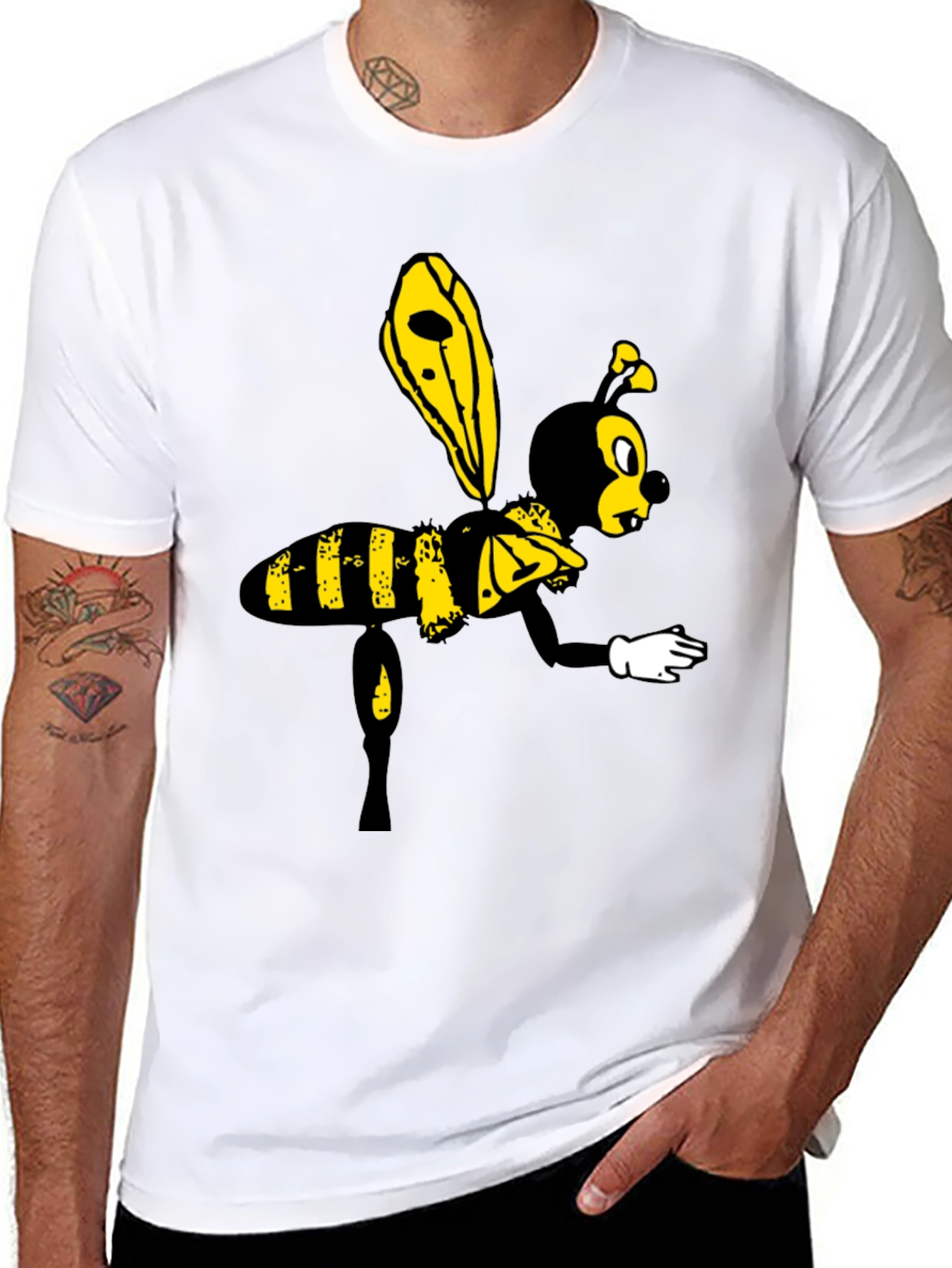 Cartoon Bee Graphic Black T-Shirt