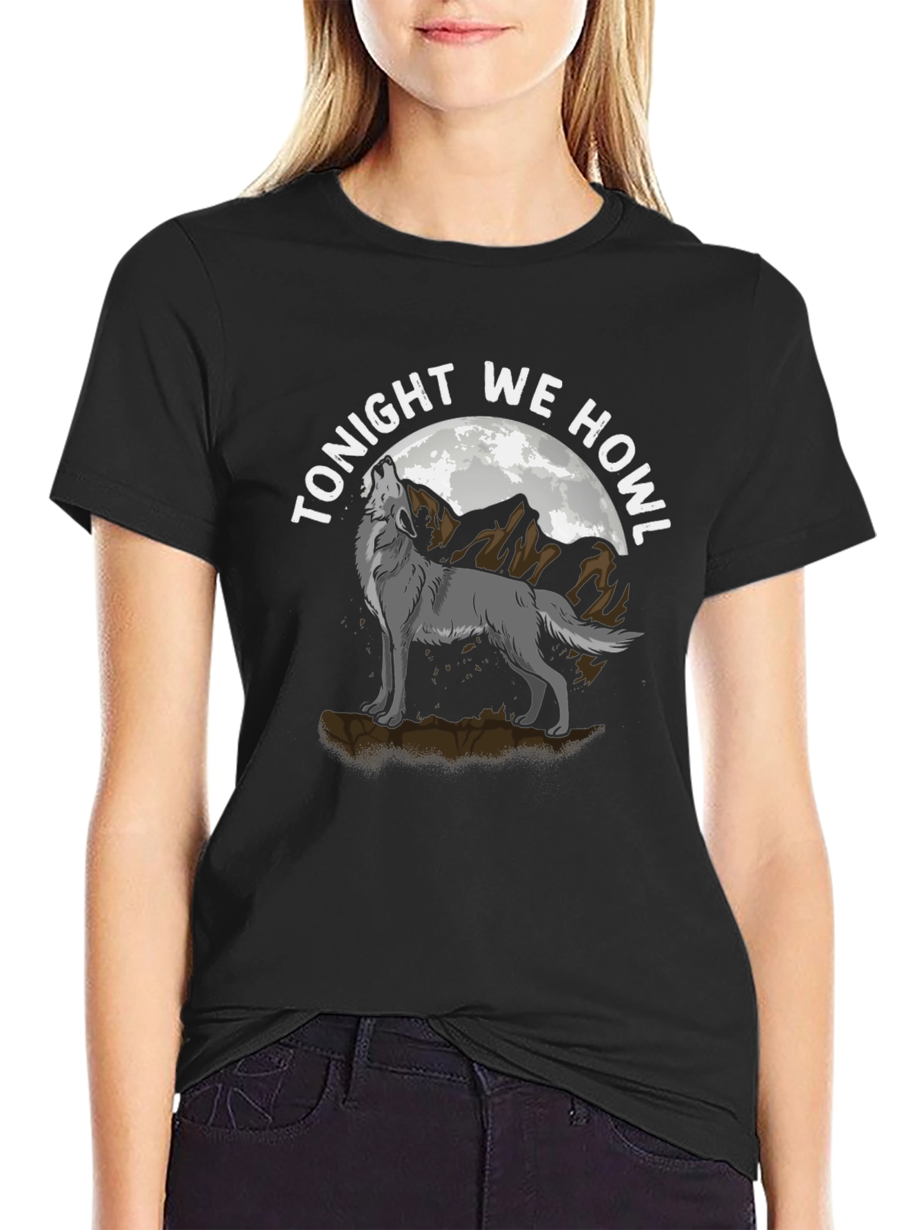 Tonight We Howl Wolf Graphic T-Shirt