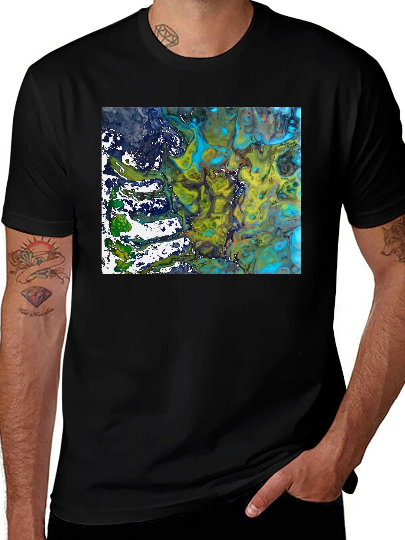 Abstract Art Graphic Tee - Modern Black T-Shirt