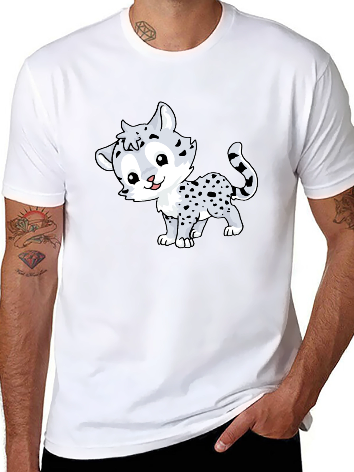 Cute Cartoon Leopard Graphic Tee - Black