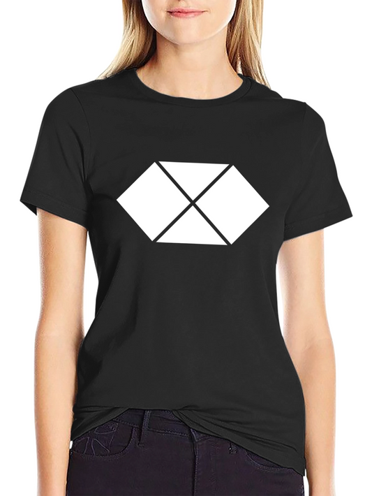 Geometric Diamond Graphic Tee - Modern Style