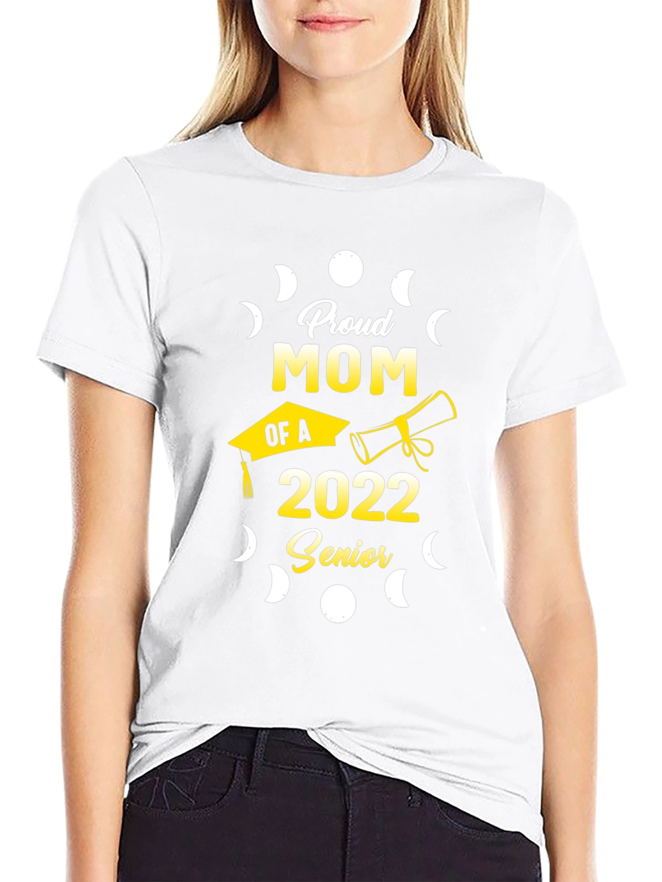 Proud Mom of a 2022 Senior Graduation T-Shirt