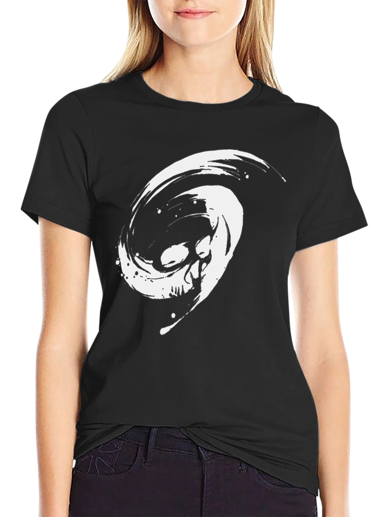 Edgy Skull Graphic Tee - Black Cotton T-Shirt