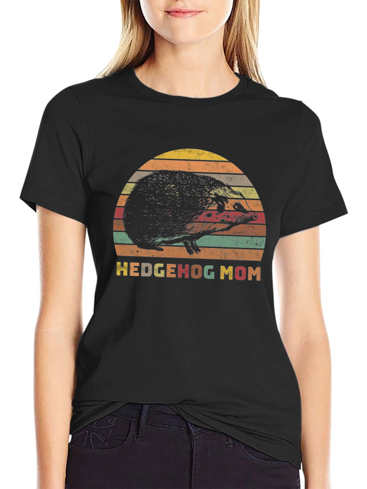 Hedgehog Mom Retro Style T-Shirt - Perfect Gift!