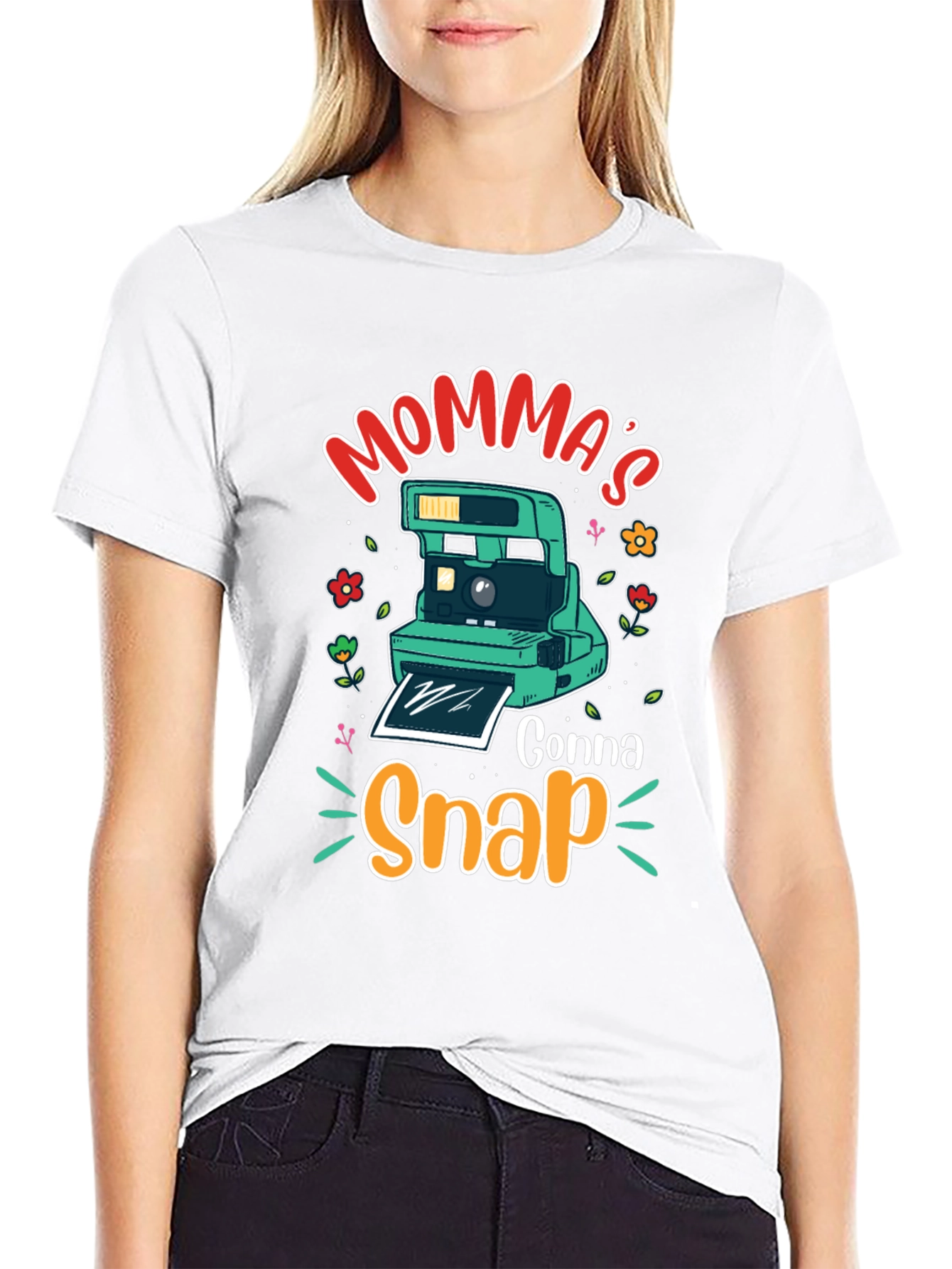 Mommas Gonna Snap T-Shirt - Camera Design