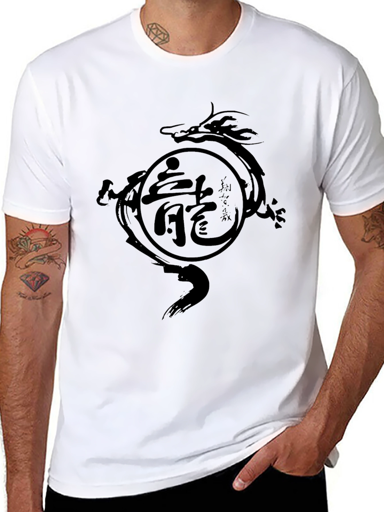 Dragon Graphic Tee - Stylish Crew Neck T-Shirt