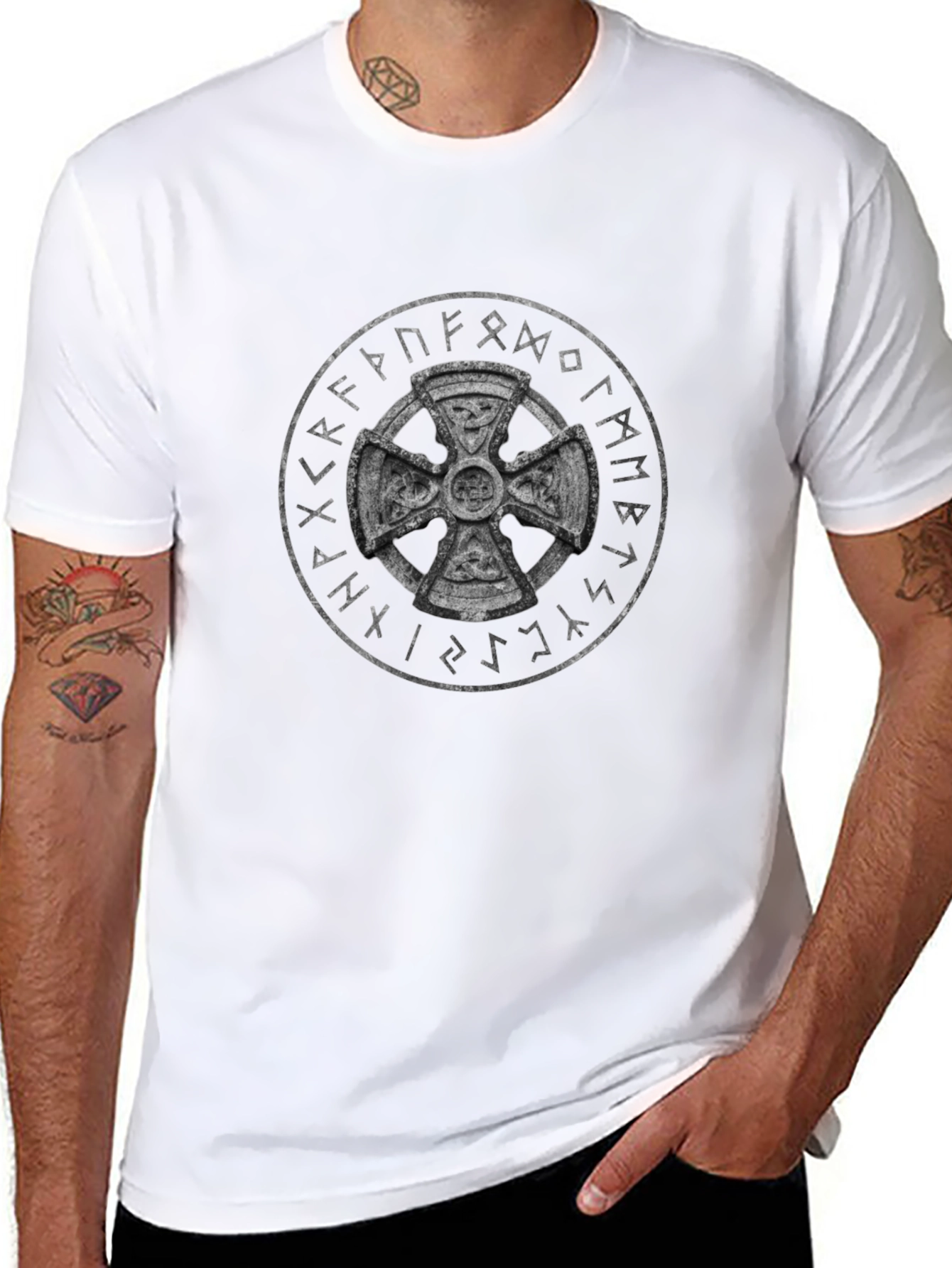 Celtic Knot Rune Circle Graphic Tee - Black