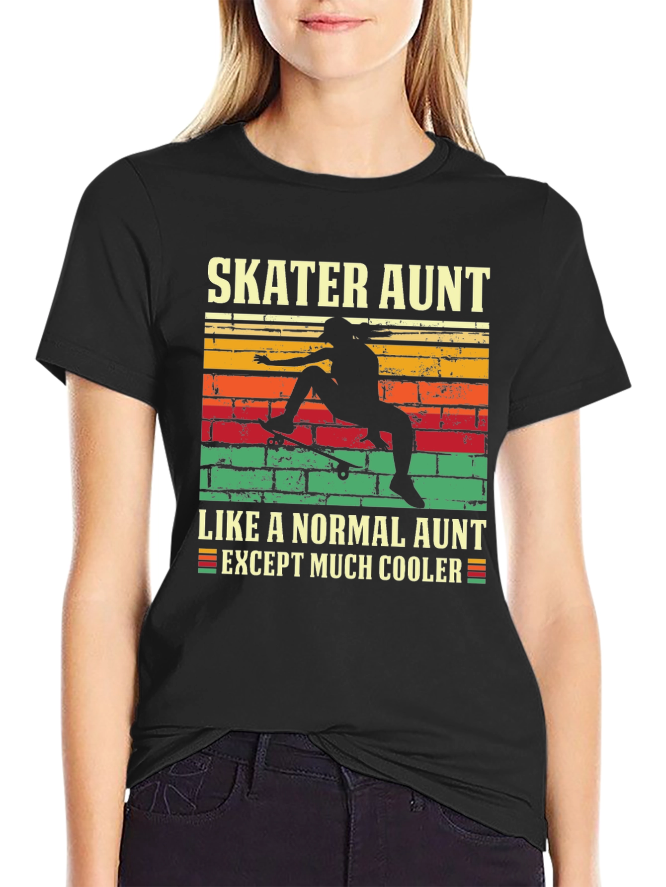 Skater Aunt Graphic Tee - Cool Aunt T-Shirt