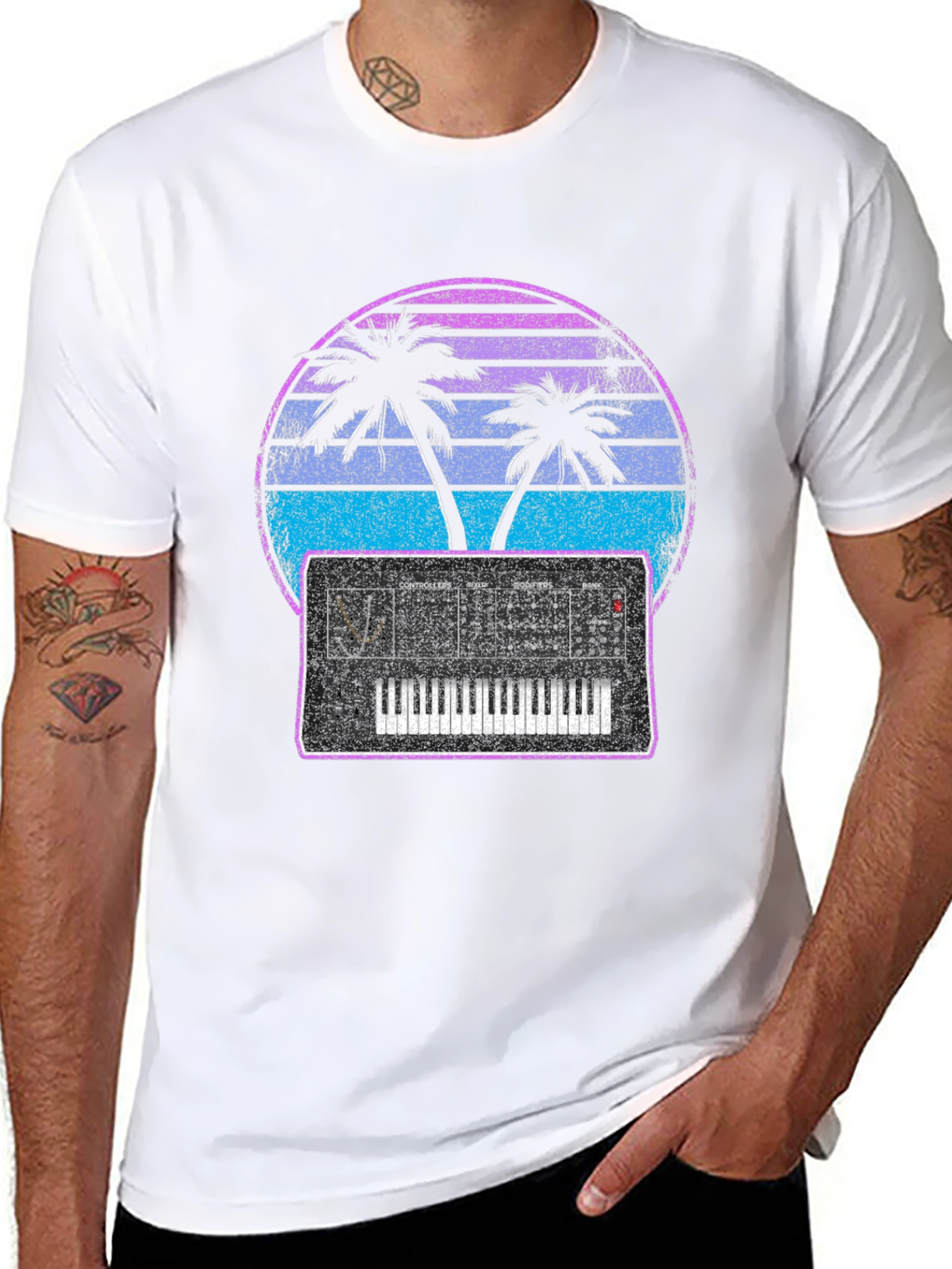 Synthwave T-Shirt - Retro Palm Synth Design