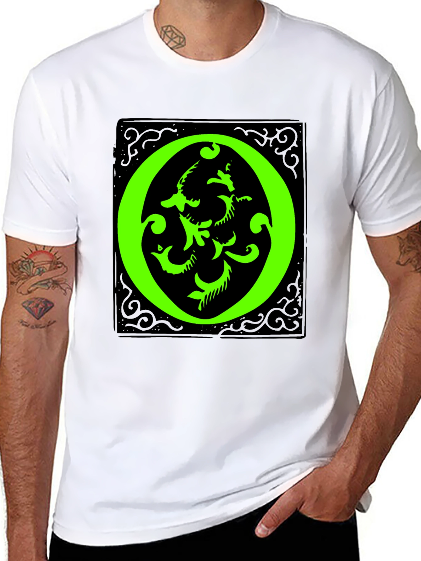 Abstract Green O Graphic Black T-Shirt