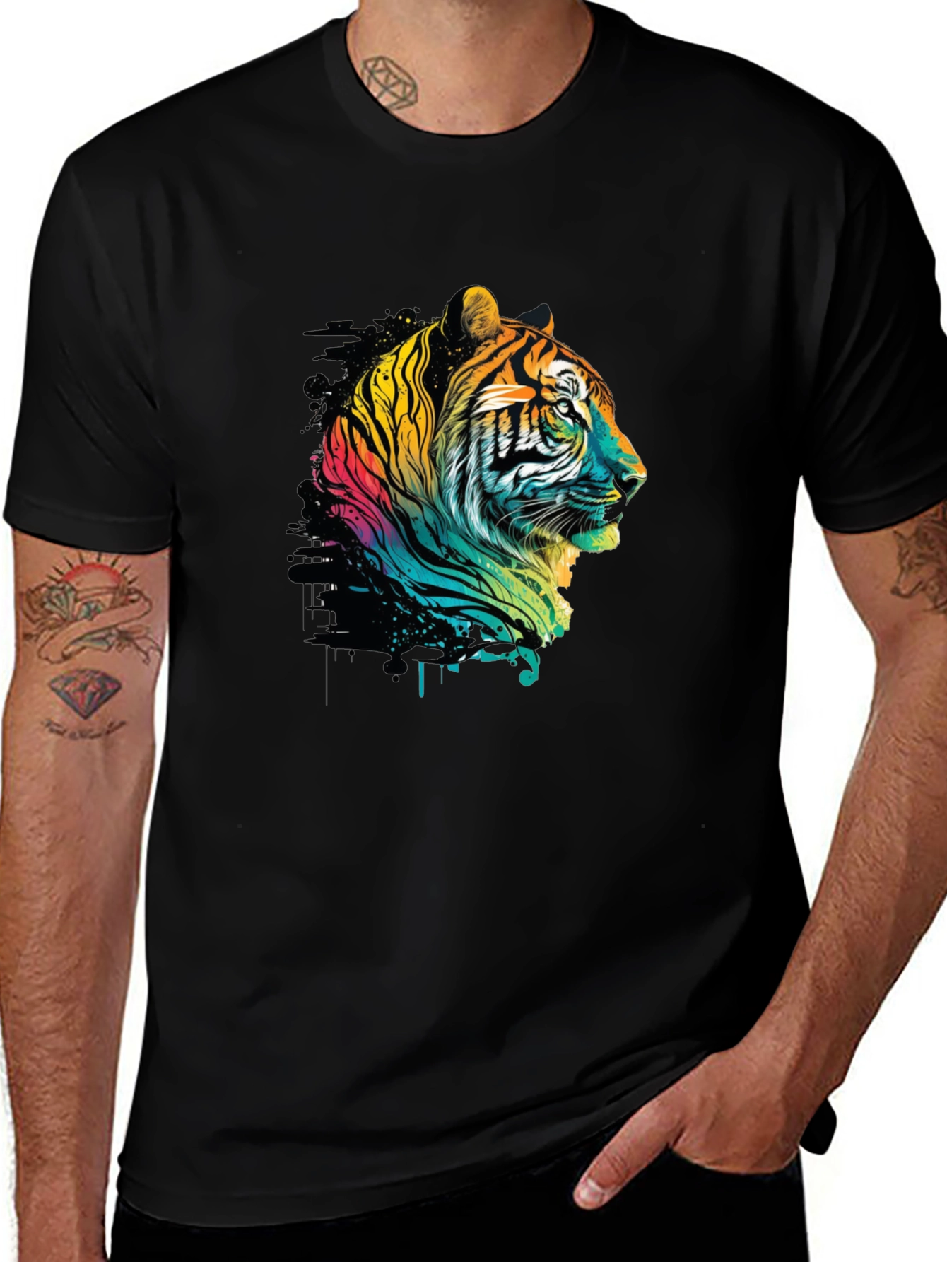Vibrant Tiger Graphic Tee - Stylish Mens Black T-Shirt