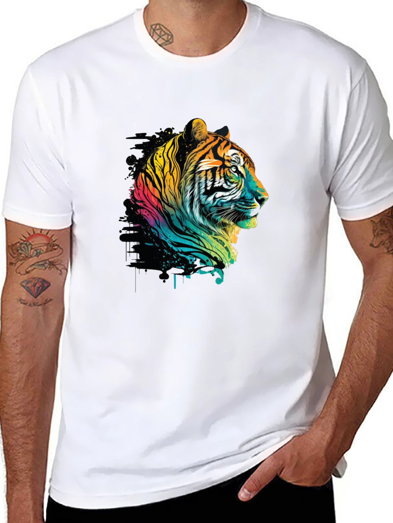 Vibrant Tiger Graphic Tee - Stylish Mens Black T-Shirt