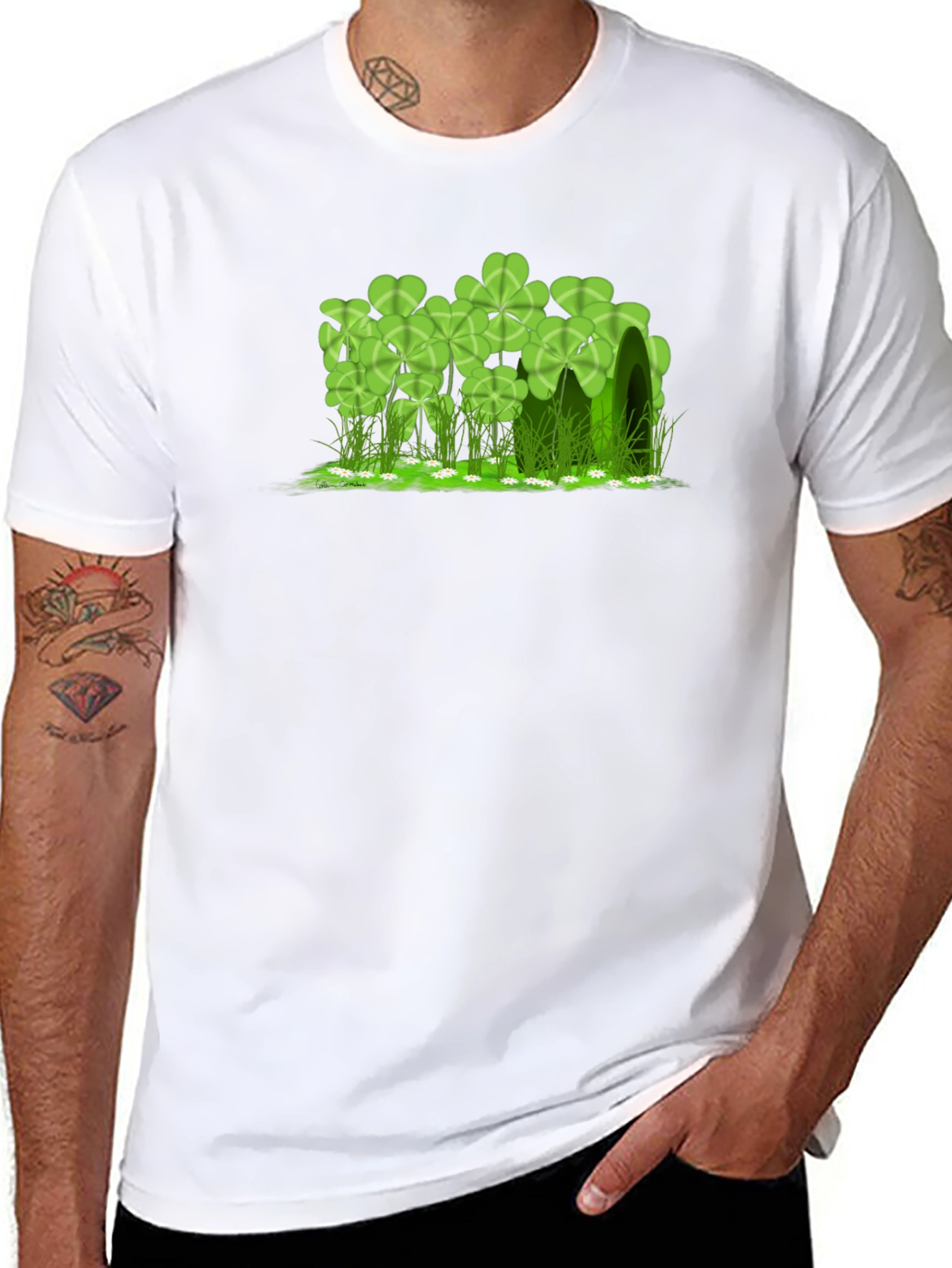Lucky Clover Graphic Black T-Shirt