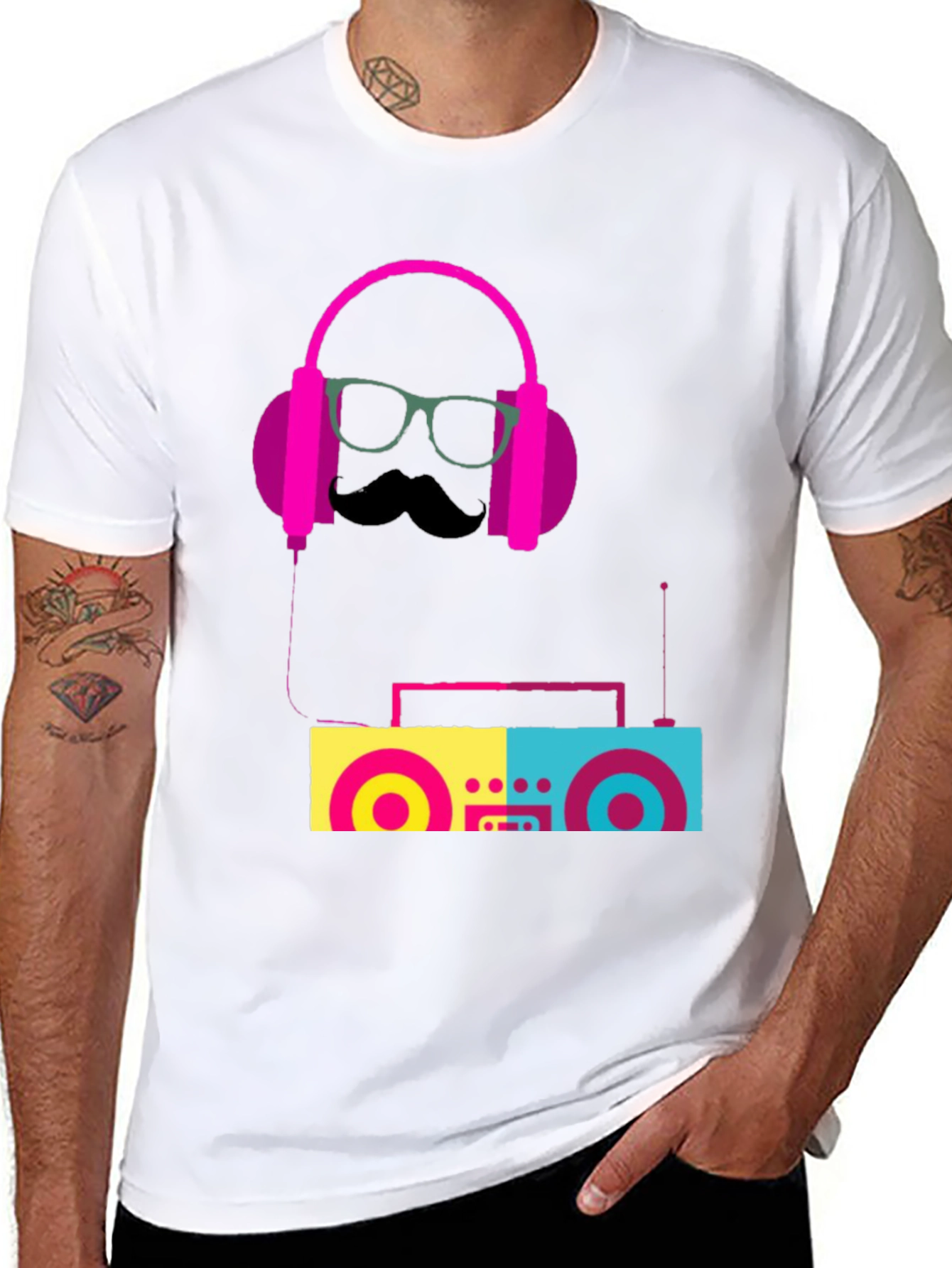Retro Beats T-Shirt: Cool Boombox Graphic Tee