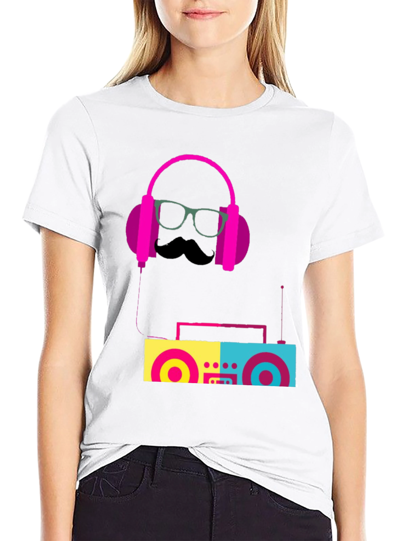 Retro Beats T-Shirt: Cool Boombox Graphic Tee
