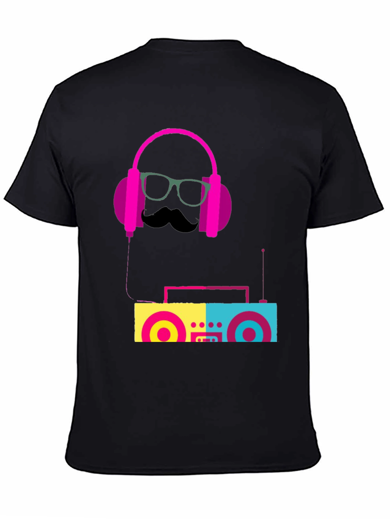 Retro Beats T-Shirt: Cool Boombox Graphic Tee