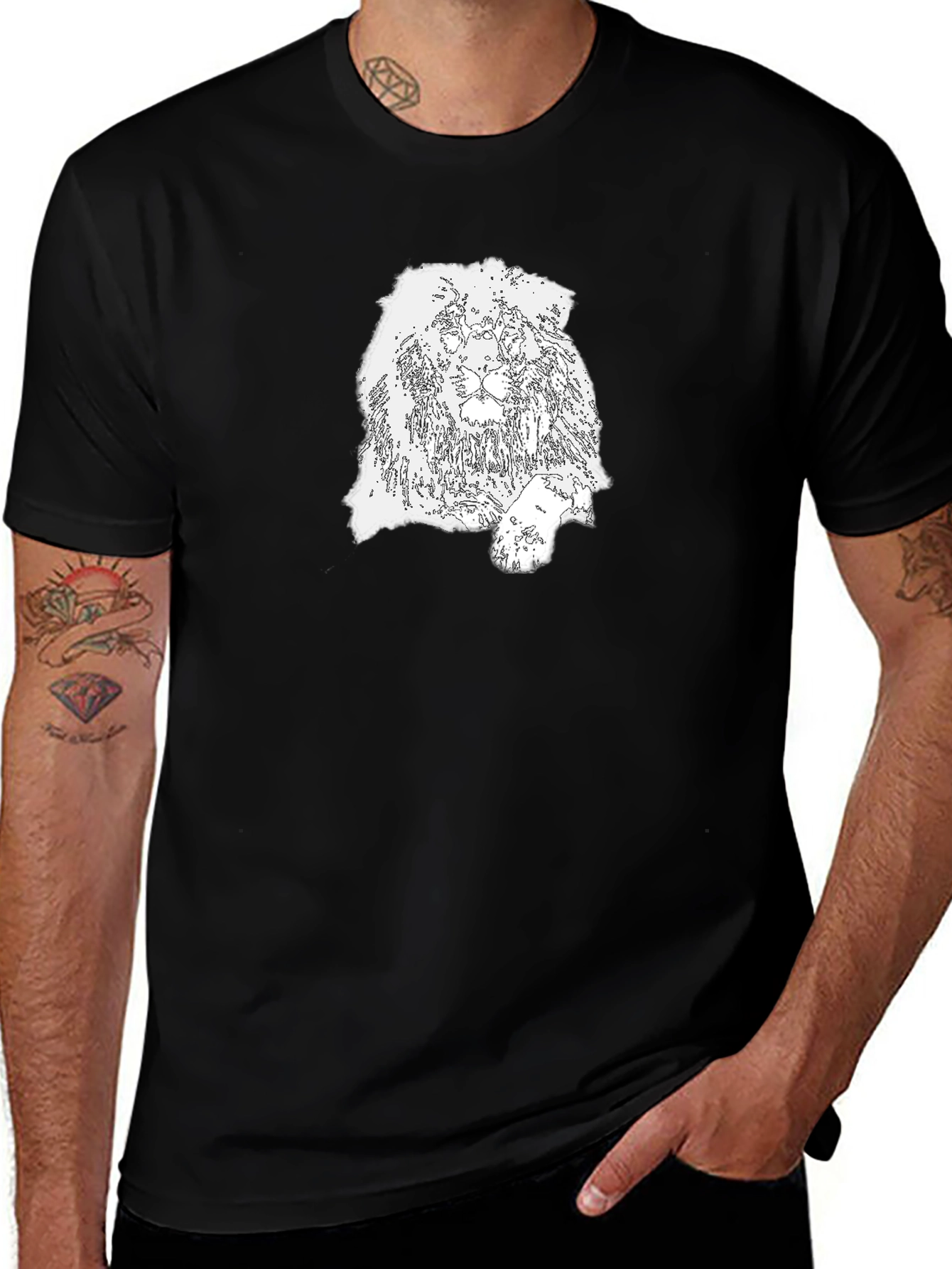 Lion Outline Graphic Tee - Bold Black