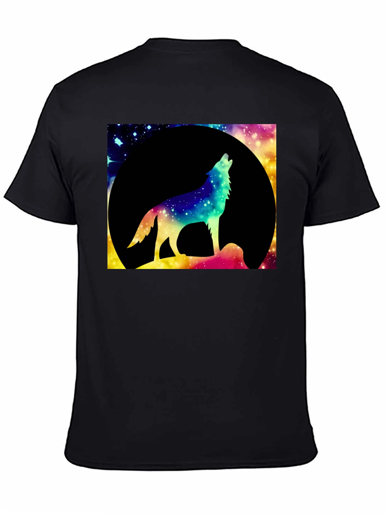 Wolf Howling at Moon Graphic Tee