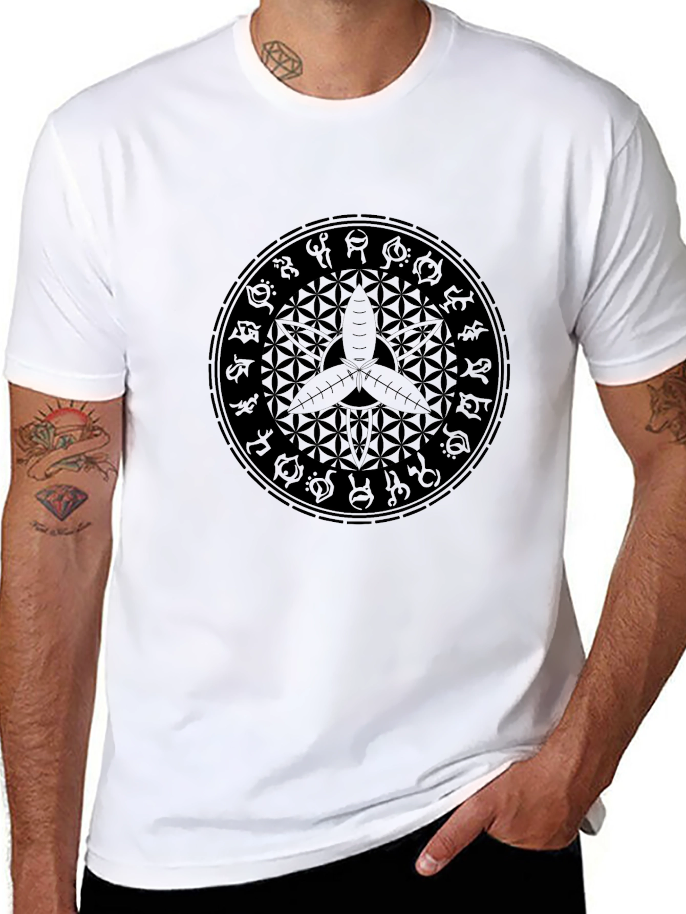 Geometric Graphic Print Black T-Shirt