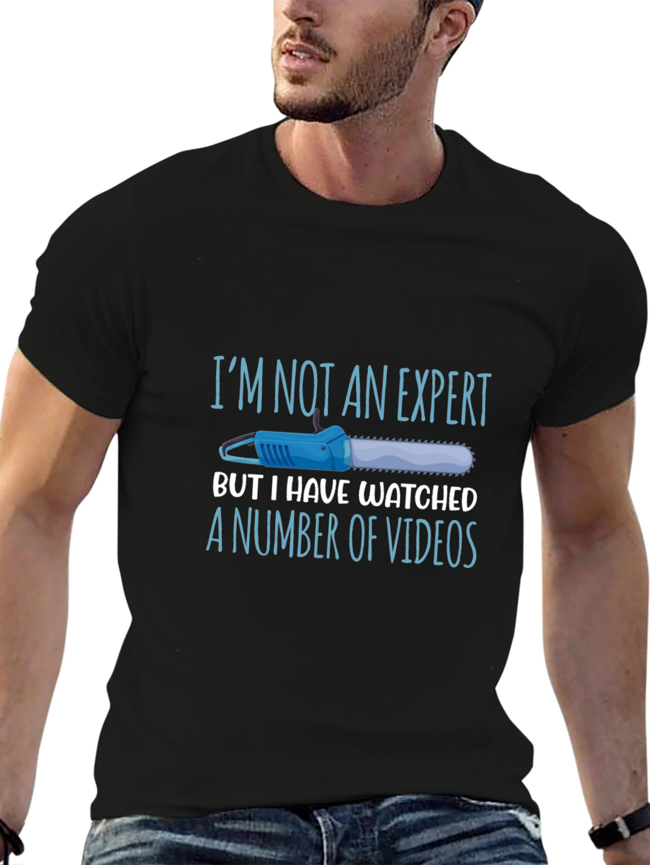 Funny Chainsaw T-Shirt - Im Not an Expert