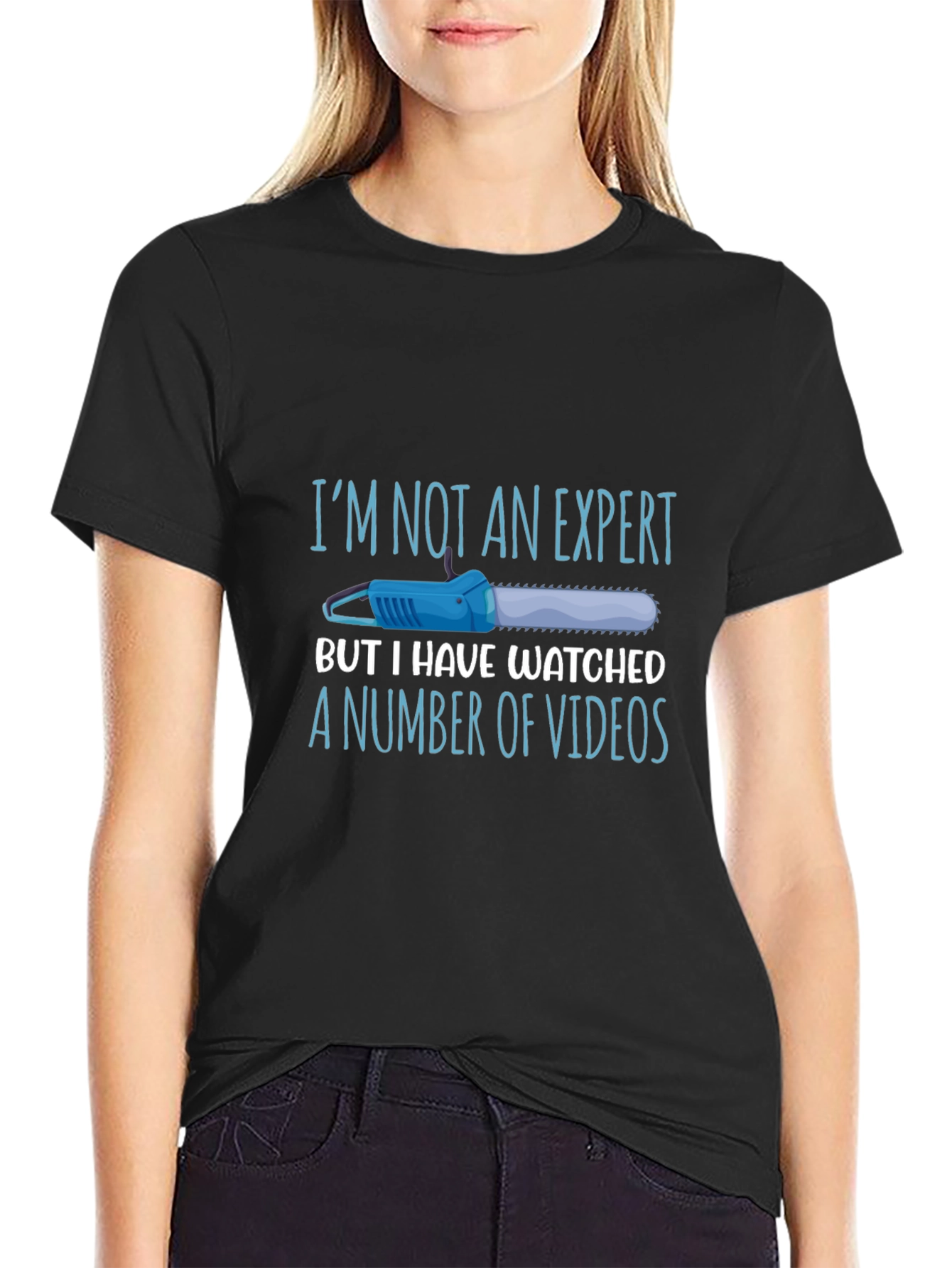 Funny Chainsaw T-Shirt - Im Not an Expert