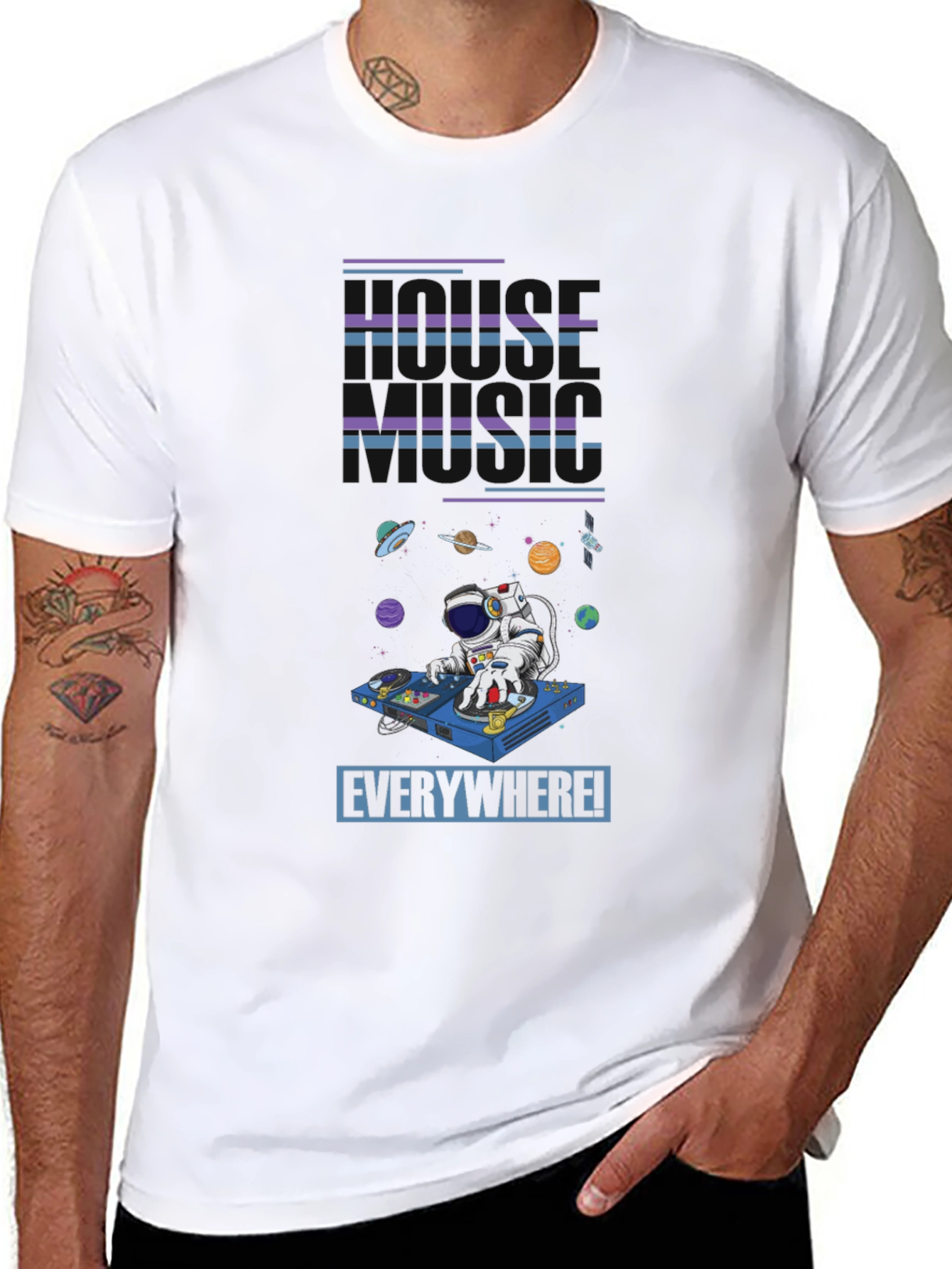 House Music Everywhere T-Shirt - Astronaut DJ